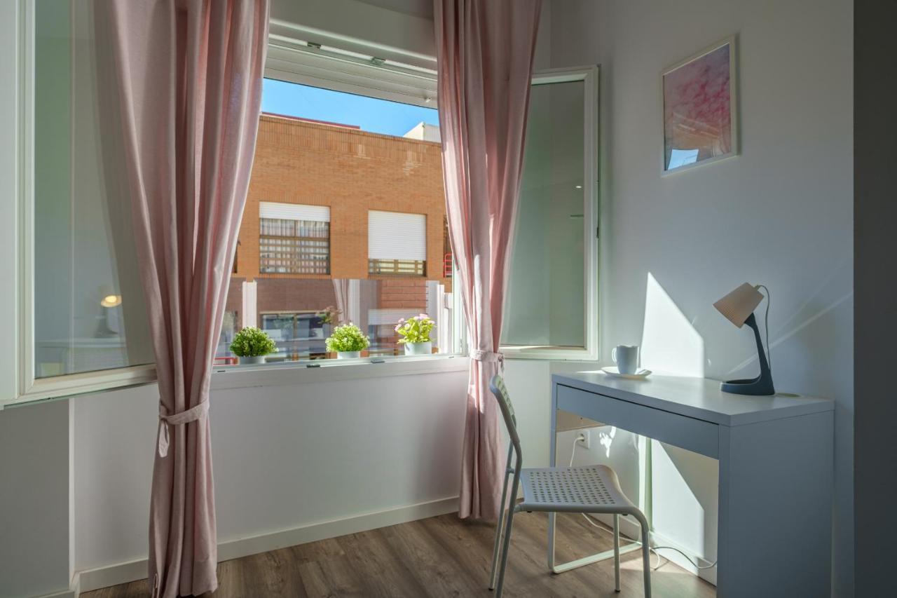 Modern, Stylish Apartment Valencia Exterior photo